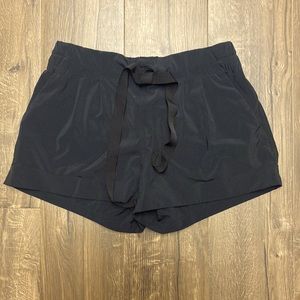 Lululemon black shorts